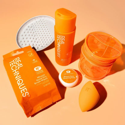 Real Techniques Miracle hloubkově čisticí gel, šampon na čištění kosmetických štětců a houbiček, veganský a cruelty-free, lahvička 118 ml